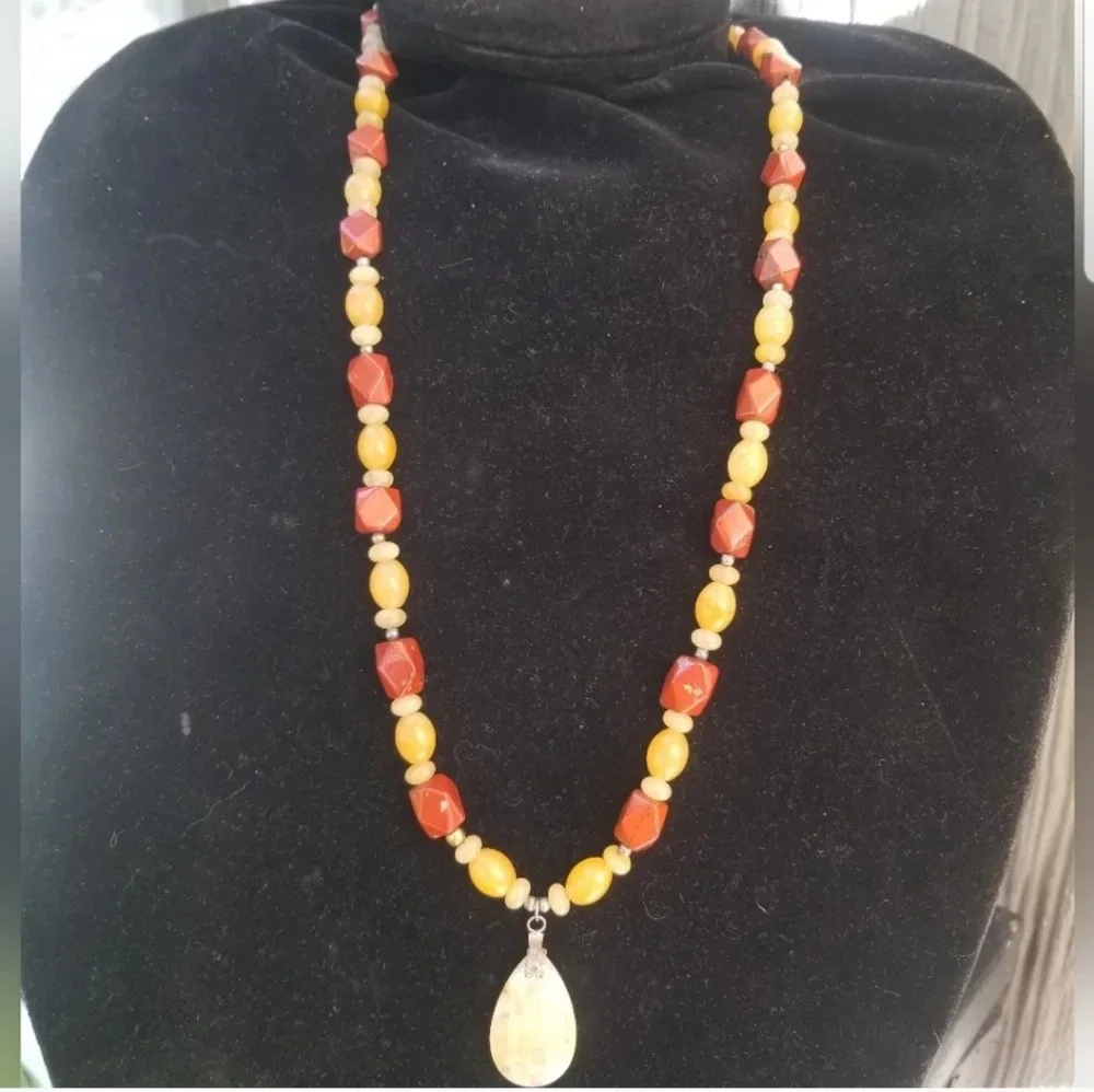 VINTAGE RED JASPER,CITRINE & AVENTURINE FACETED GEMSTONE STATEMENT NECKLACE